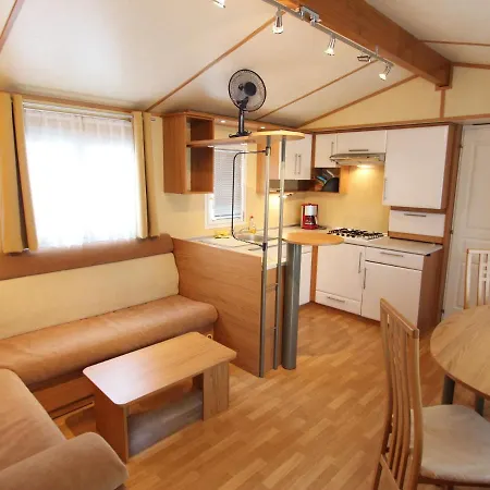 Mobile Home Near Lake Klopeiner See Sankt Kanzian am Klopeiner See Exterior photo