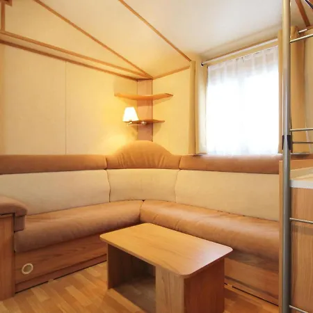 Mobile Home Near Lake Klopeiner See Sankt Kanzian am Klopeiner See Exterior photo