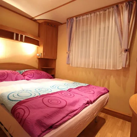 Mobile Home Near Lake Klopeiner See Sankt Kanzian am Klopeiner See Exterior photo